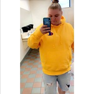 Meet your Posher, Alexis